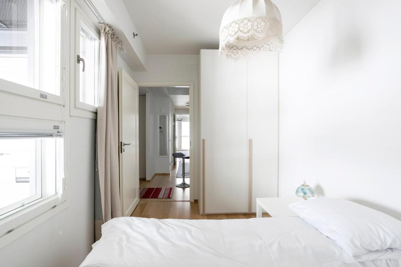 2Ndhomes Cozy 1Br Apartment With Balcony By The Central Station Helsinki Ngoại thất bức ảnh