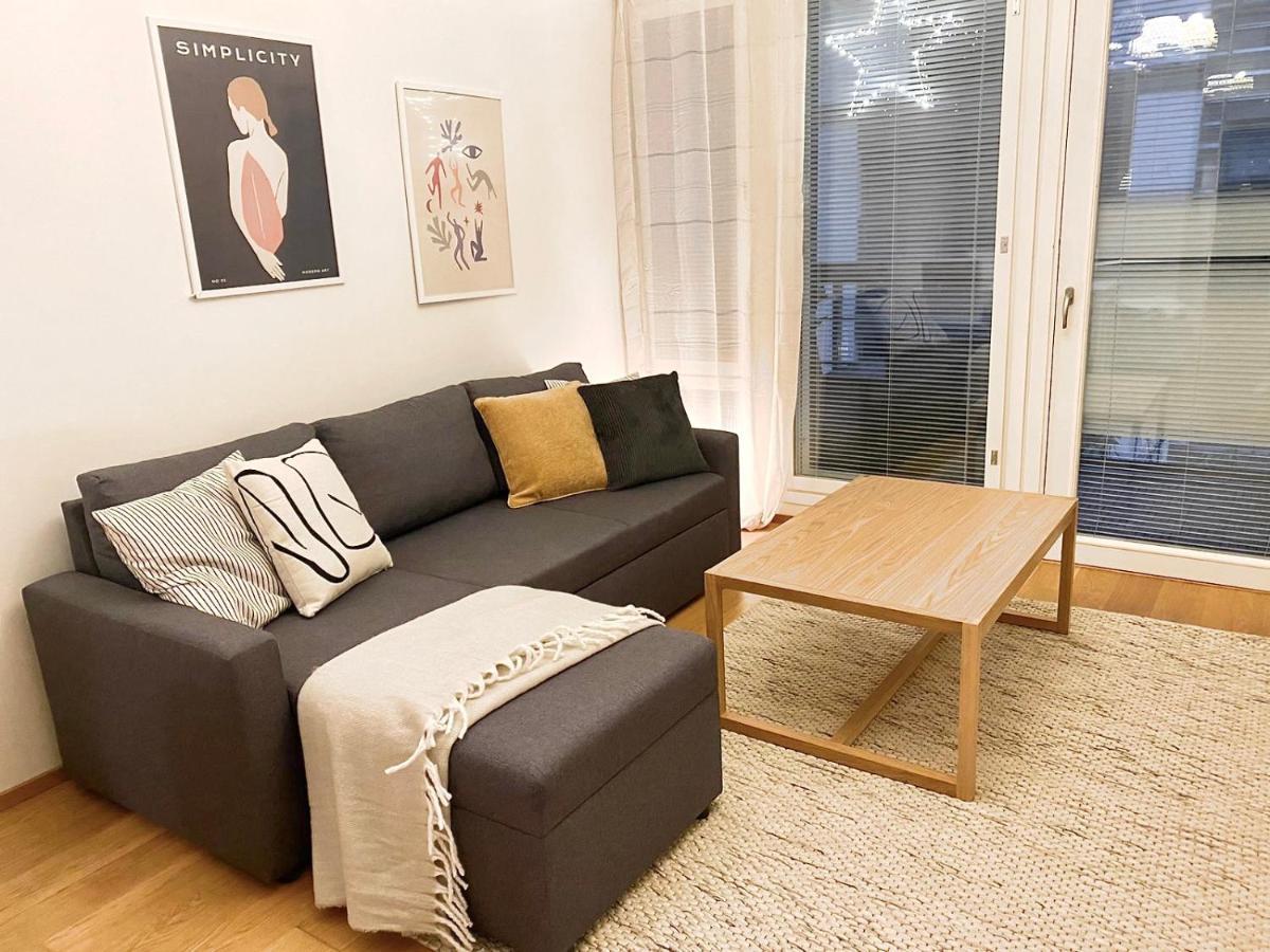 2Ndhomes Cozy 1Br Apartment With Balcony By The Central Station Helsinki Ngoại thất bức ảnh