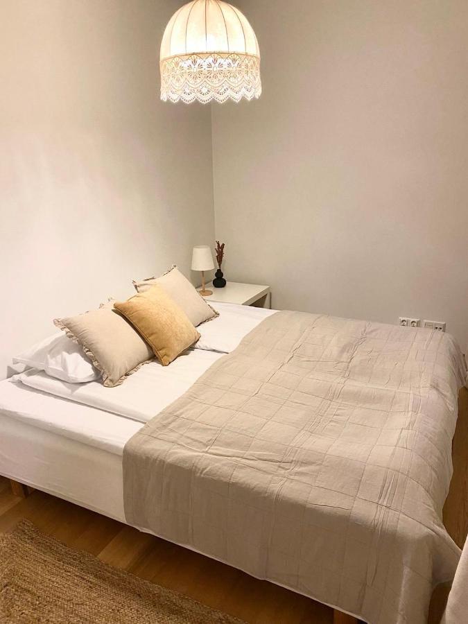 2Ndhomes Cozy 1Br Apartment With Balcony By The Central Station Helsinki Ngoại thất bức ảnh